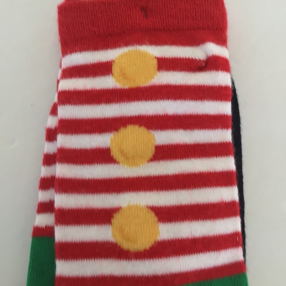 KBELL CHRISTMAS ELF SOCKS NWT SIZES 4-10 - Picture 7 of 8